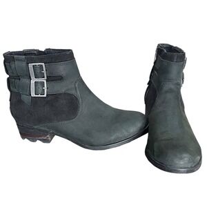 Sorel Lolla Ankle‎ Bootie Black SuedeLeather Side Zip Buckle Detail Women's 9